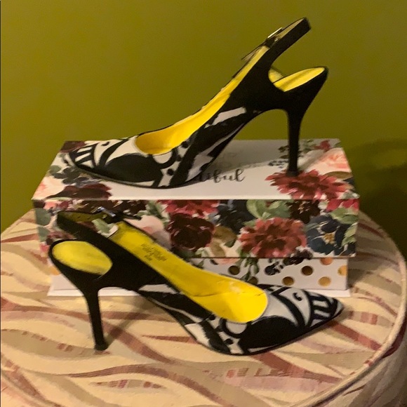 Nine West Shoes - Nine West Black and White Slingback Pumps